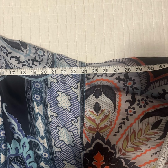 Free People multicolor print Kimono. 100% Viscose - Picture 10 of 13